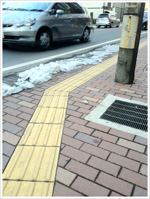 屈折点に点状ブロックがない